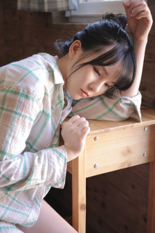 女保险销售员5